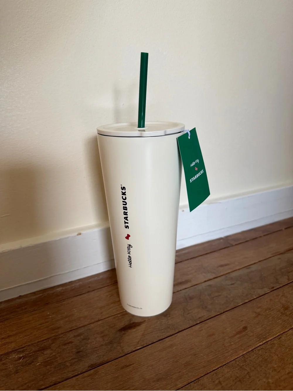Hello Kitty x Starbucks tumbler cup